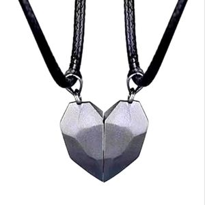 🖤 Heart Friendship Necklaces